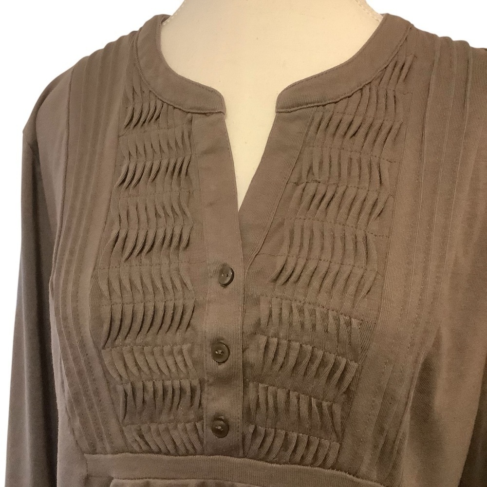 KAREN SCOTT BROWN V-NECK 3/4 SLEEVE TOP WITH PINTUCK DETAILS/ Size XL - Picture 5 of 9